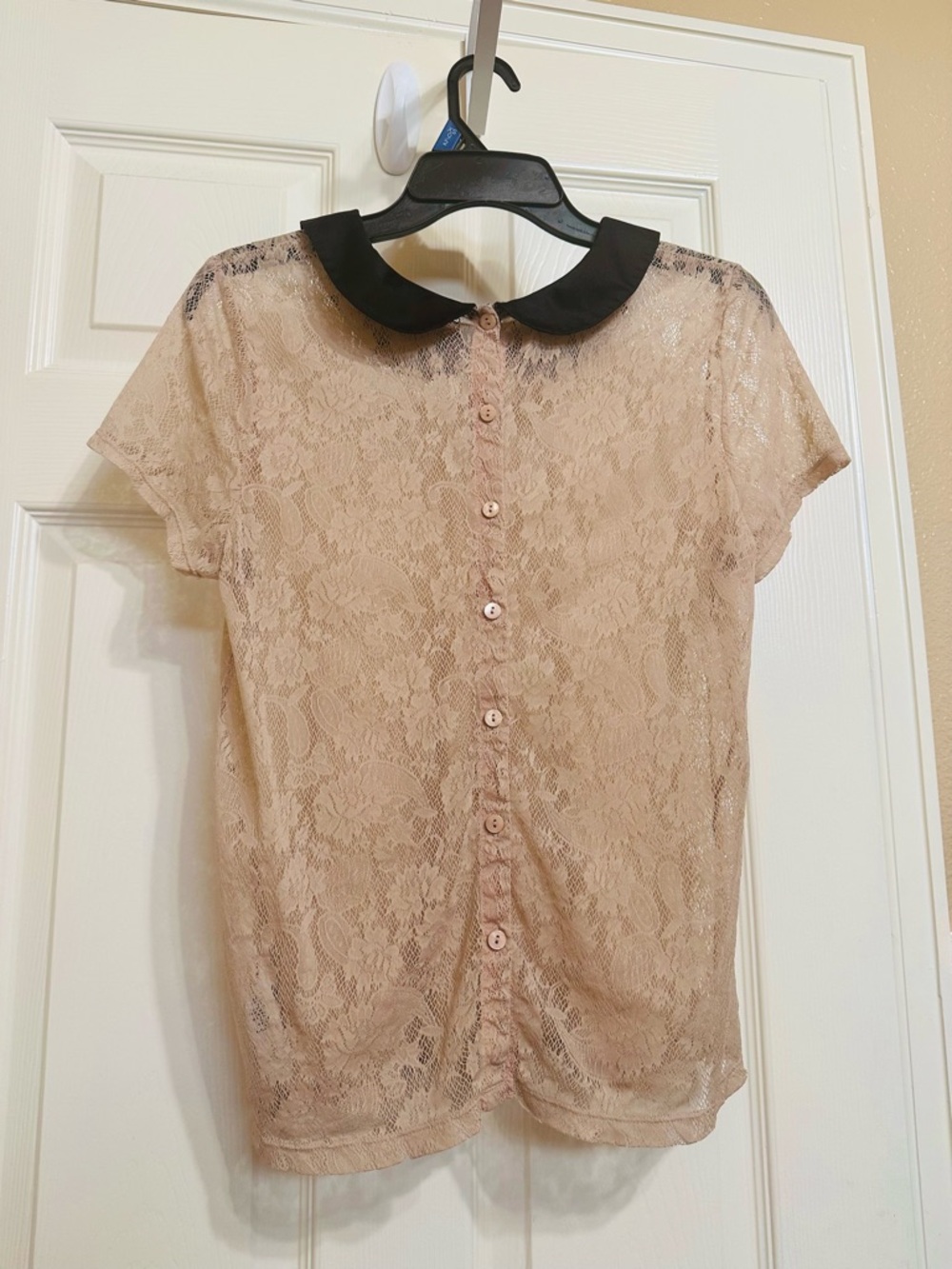 Forever 21 Blush Lace Top Size Small 💗 - Picture 3 of 9